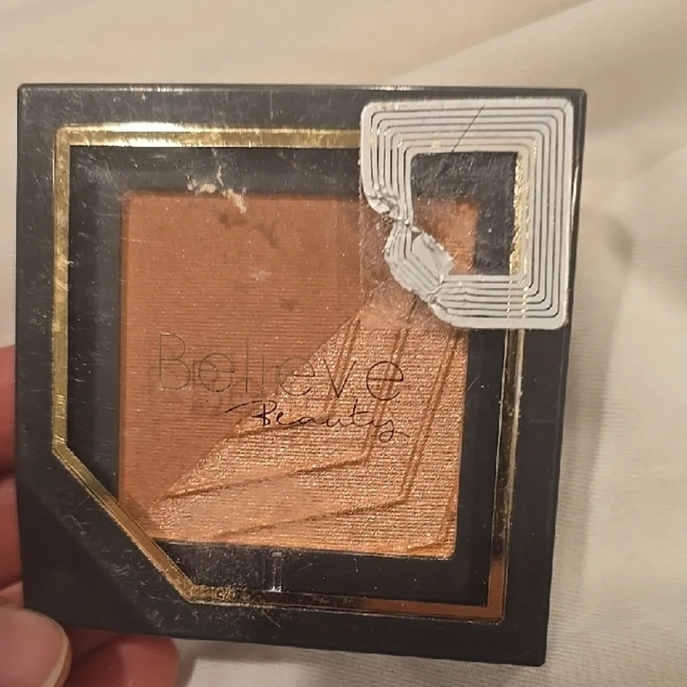 ❤️10/$10 New Blush Bronzer Duo